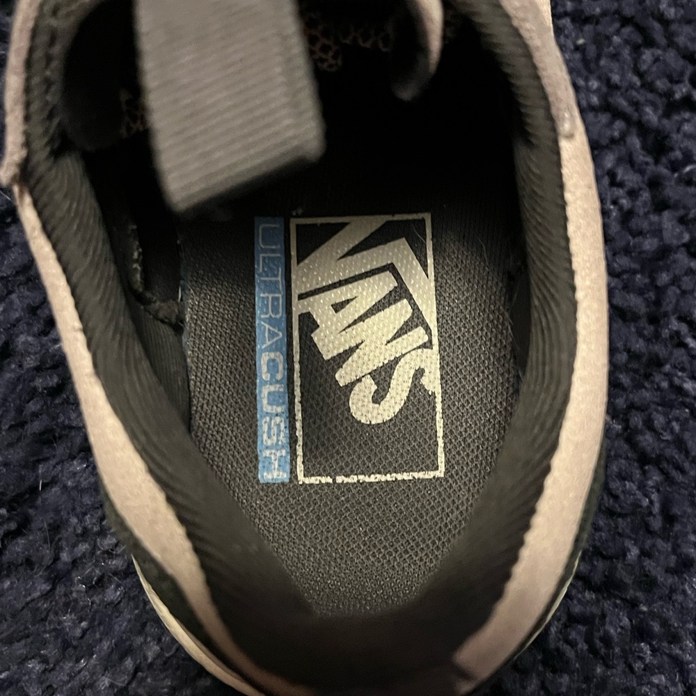 Vans UltraRange EXO SE is women’s sz6.5, men’s 5 - Picture 9 of 14
